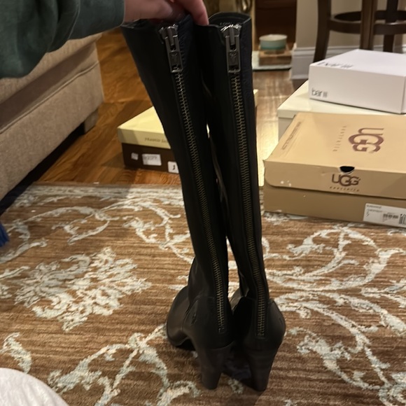 Black FRYE tall boots - Picture 2 of 2
